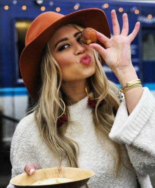 Dean Unglert Reveals He s Starting Therapy After Lesley Murphy Split